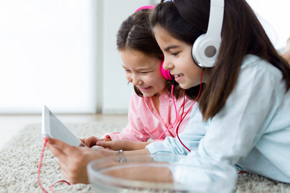 耐溫電線連接起多媒體電子文具與開(kāi)學(xué)季 耐溫電線連接起多媒體電子文具與開(kāi)學(xué)季